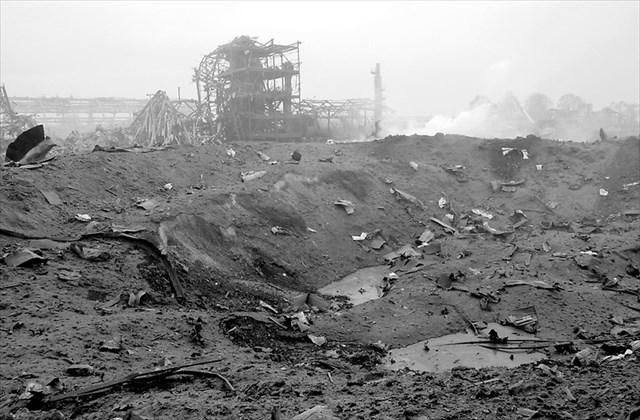 Eksplozijas sekas Francijā... Autors: epitets Atombumba Rīgā
