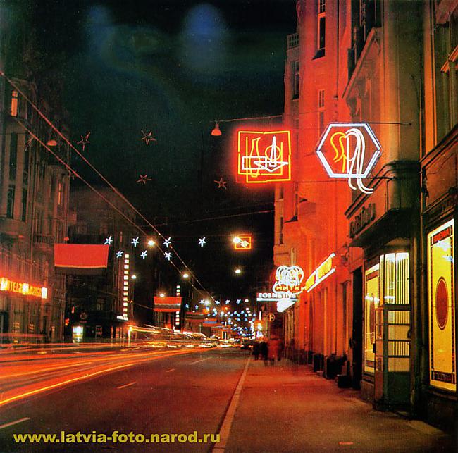 Vecās neona izkārtnes Autors: Neticamaiss 40 vietas un lietas Rīgā, kuru vairs nav
