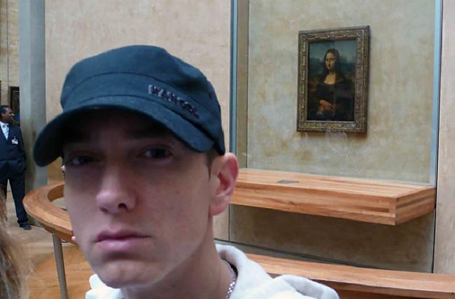 Eminems un Mona Liza... Autors: Lords Lanselots Pēdējo 100 gadu laikā uzņemtie pasaules slavenu cilvēku selfiji!!!