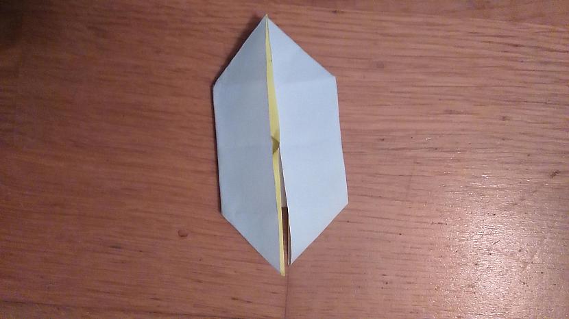 Ar otru pusi izdarām... Autors: Emchiks Origami "ninja star"
