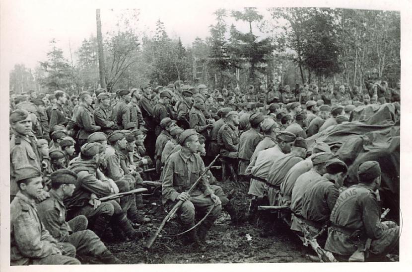 1941 gada augustā pēc Staļina... Autors: Fosilija 2 pasaules karš Latvija: Latviešu militātie formējumi Otrā pasaules kara frontēs