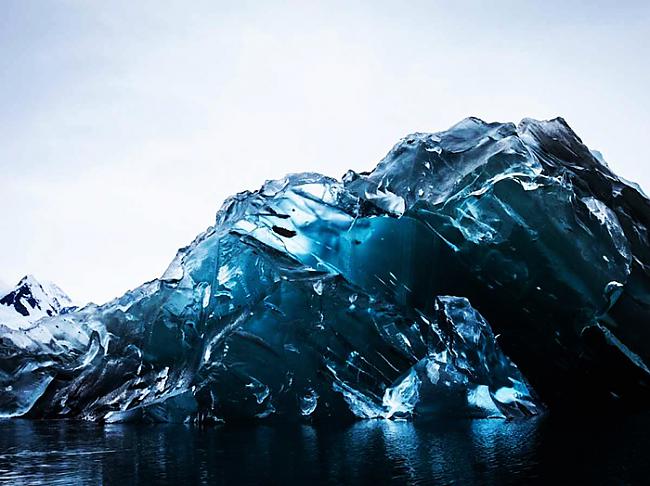 Apgriezies aisbergs parāda... Autors: Prāta Darbnīca Episkas bildes ar nelielu zinātnes piešprici