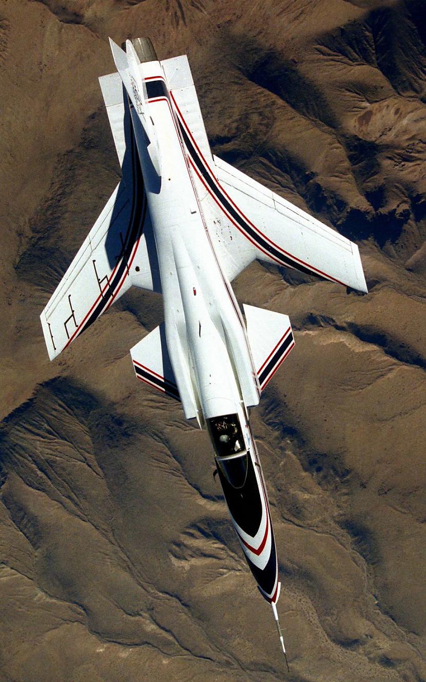nbsp nbspX29 bija NASA un... Autors: Mao Meow Grumman X-29 – neparastā dizaina lidmašīna!