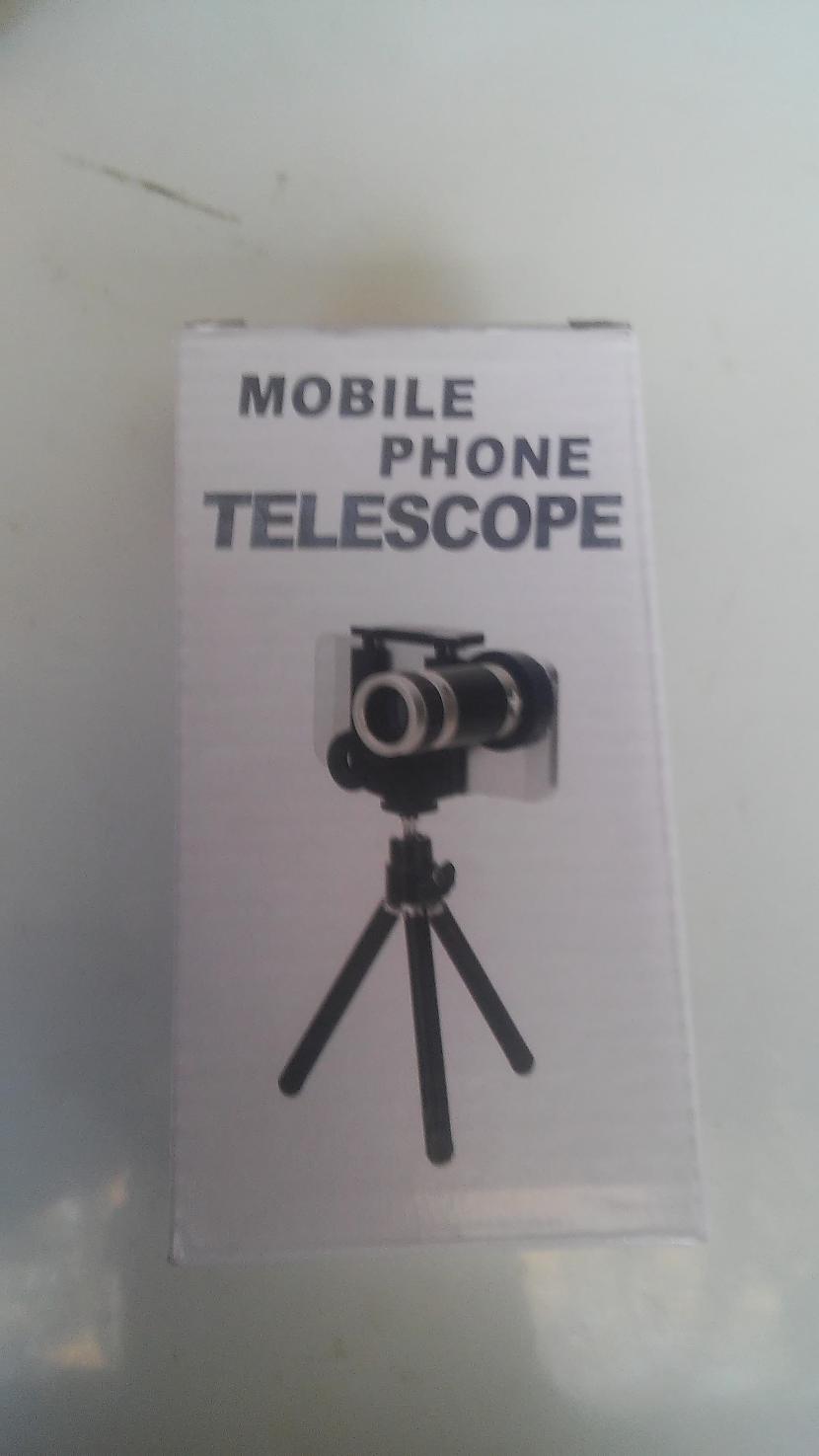 Telefona ārējais optiskais zoooms + tripods.