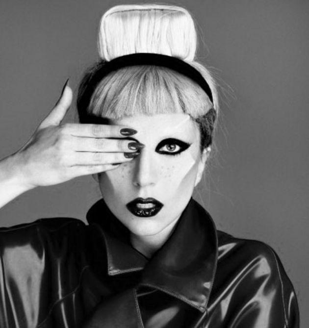 Lady Gaga izpildītā dziesma... Autors: Pasaules iedzīvotājs Ieskaties dziļāk.. 2