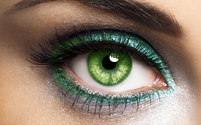 Zaļas acisScaronajā gadījumā... Autors: Moonwalker Kādēļ tavas acis ir brūnas, zaļas, zilas, pelēkas?