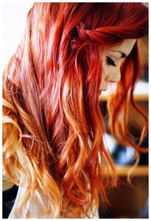  Autors: esteeesmu Colorful hair, dark minds.