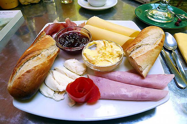 Brazīliescaronu brokastis ... Autors: sfinksa Brokastis dažādās pasaules valstīs