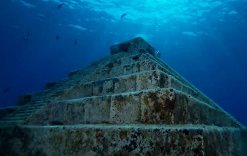 Jonaguni piramīdasJonaguni... Autors: sfinksa Noslēpumi dzelmē