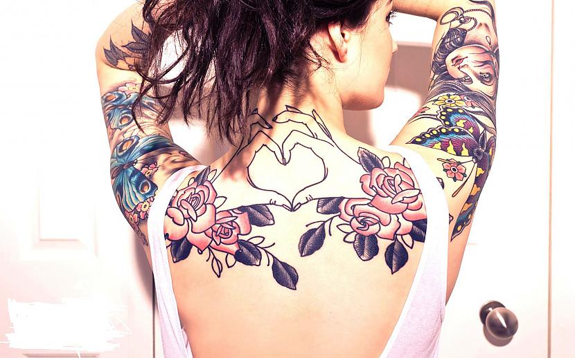  Autors: Niknā mirāža Tetovētas sievietes