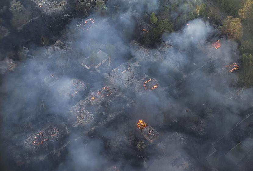  Autors: SnYx Apturēts meža ugunsgrēks Černobiļā.