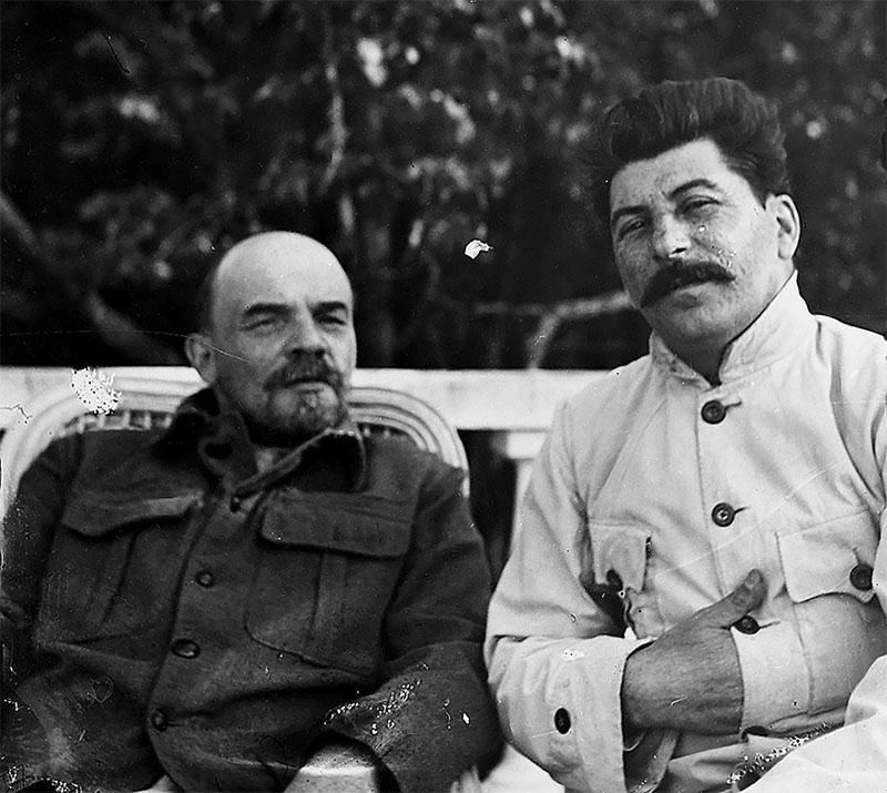 Ļeņins ar Staļinu Maskavas... Autors: SnYx Mazas bildes ar lielu vēsturi (4)