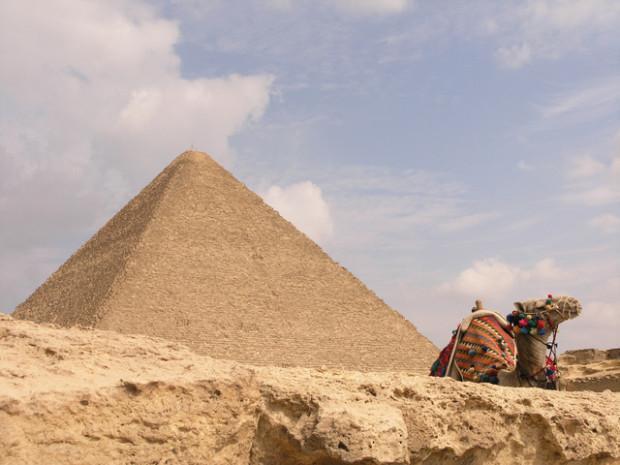 Gizas piramīdas Kairs... Autors: Prāta Darbnīca Pārsteidzošākie arhitektūras brīnumi