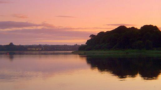 Scaronīras upe jeb īru valodā... Autors: Paradoks Teikas par 5 Īrijas upēm