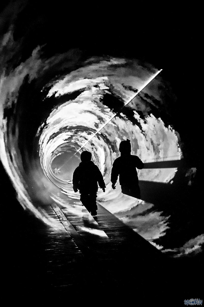 Gaismas tunelis Autors: Aquilinus Avangarda fotogrāfijas....