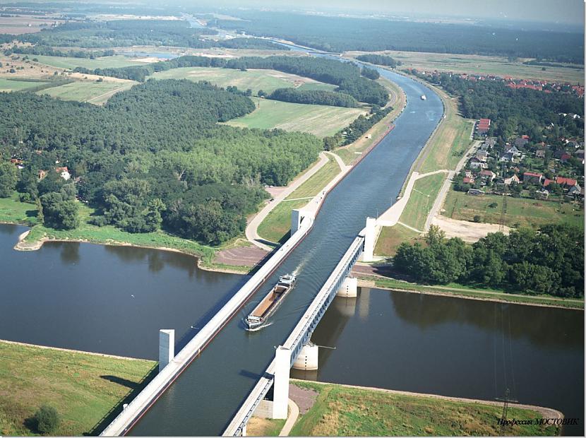 Magdeburgas ūdens tilts Vācijā Autors: zeminem 20 fotogrāfijas, kas šogad pārsteidza pasauli.