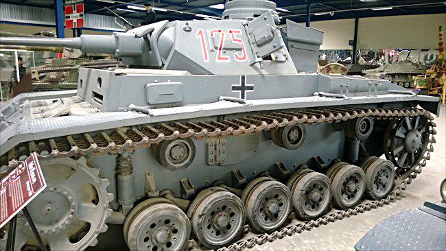 Panzer III Ausf H arī atrodas... Autors: DamnRiga Vācu tanki, kas pārdzīvojuši karu.