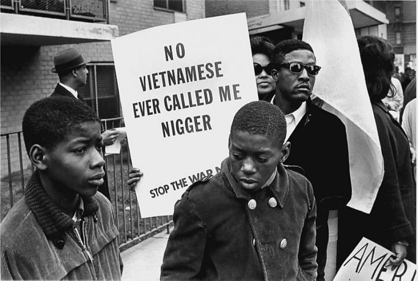 Afrikāņu Amerikāņi protestē... Autors: Fosilija 20. gadsimta 20 spēcīgākās fotogrāfijas