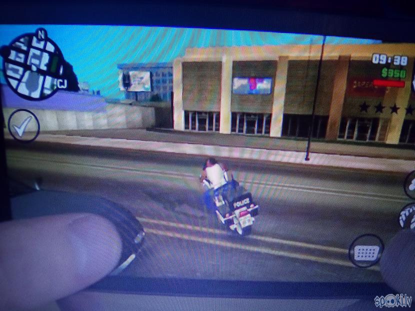 Grand Theft Auto San... Autors: Kas_par_stāstu 10 labas mobilo telefonu spēles (android) !!!