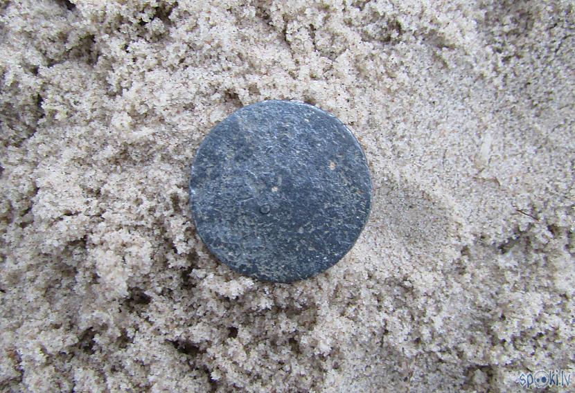 Tā arī nesapratu monēta vai... Autors: pyrathe Ar metāla detektoru pa pludmali (Dzintari 2016)