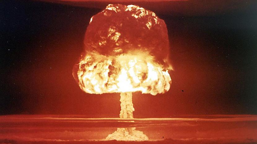 3 Viltus kodoluzbrukuma... Autors: WhatDoesTheFoxSay 10 notikumi, kuri gandrīz izraisīja Trešo Pasaules karu.