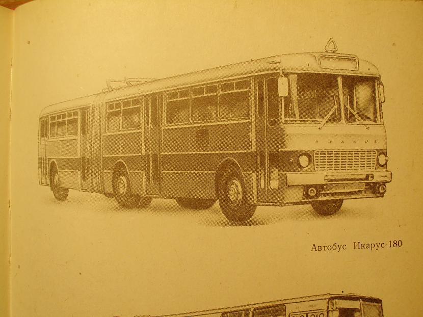 IKARUS 180 23565kg63kmh pie... Autors: Klusais vājprāts PSRS automobiļi 3