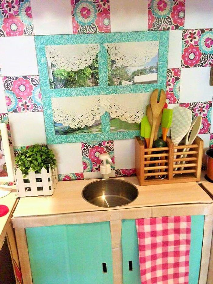 Lai... Autors: Onyxn Kā izveidot nelielu kartona virtuvi jūsu bērniem?