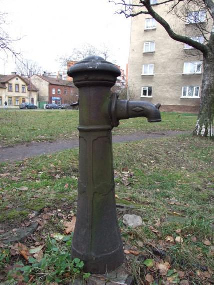 Dzeramā ūdens pumpīscaroniVai... Autors: Fosilija 20 lietas, kuras kādreiz bijušas Rīgā