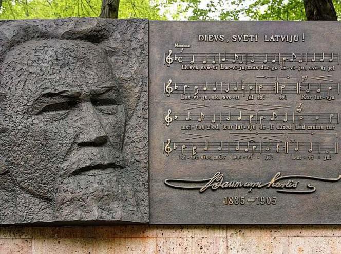 Nu un tad ir vērts padomāt... Autors: Raziels Kāpēc Latvijai ir labākā himna pasaulē