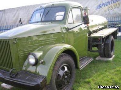  Autors: Klusais vājprāts GAZ 51 GAZ 63  (1946 g. - 1975 g.) 2