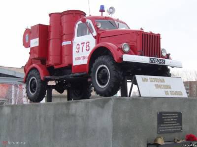  Autors: Klusais vājprāts GAZ 51 GAZ 63  (1946 g. - 1975 g.) 3