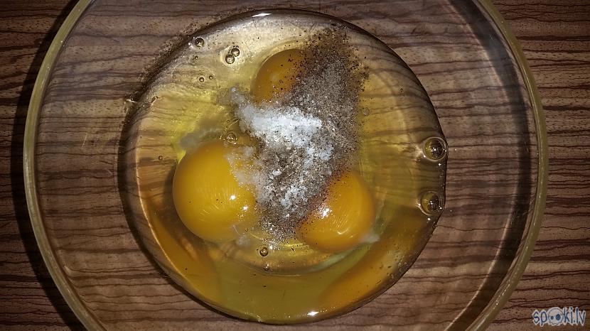 Sakuļam olas ar pipariem un... Autors: minckis Gaļa mežaveča gaumē