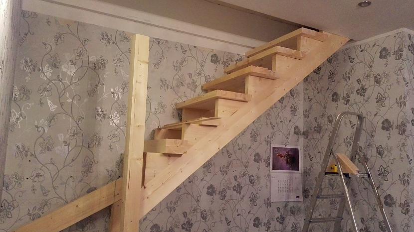  Autors: I Like to Make Stuff Kā uztaisīt ozolkoka kāpnes (no A līdz Z)