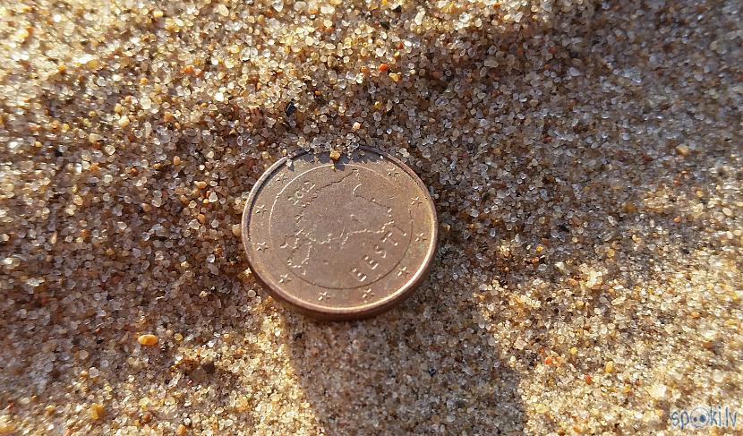 scaronoreiz bez rakscaronanas Autors: pyrathe Ar metāla detektoru pa pludmali (pirmie eiro 2016)