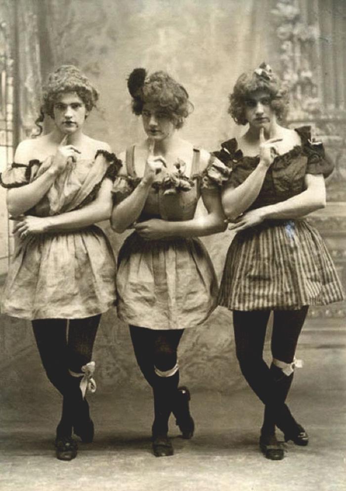 Trīs jauniescaroni Jēlā 1883... Autors: KALENS Reti viktoriāņu foto, kas pierāda, ka viņi nebija tik nopietni, kā Tev likās!