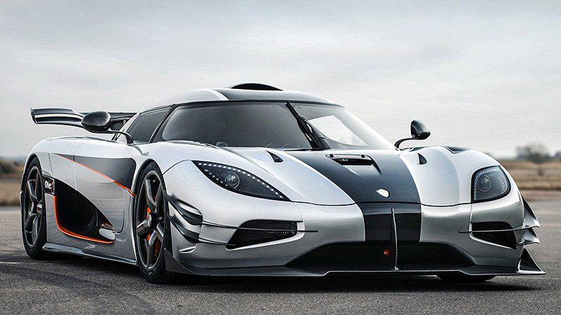 Koenigsegg One1 ndash 15... Autors: Dzivo dzīvi Dārgākās mašīnas