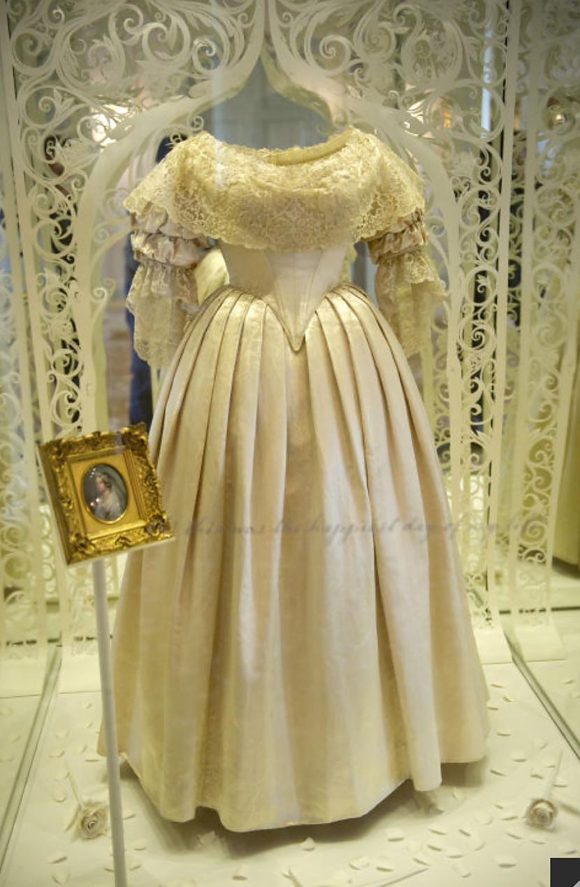 1840karaliene ViktorijaVai... Autors: Volāns Unikālākās un skandalozākās slavenību kāzu kleitas