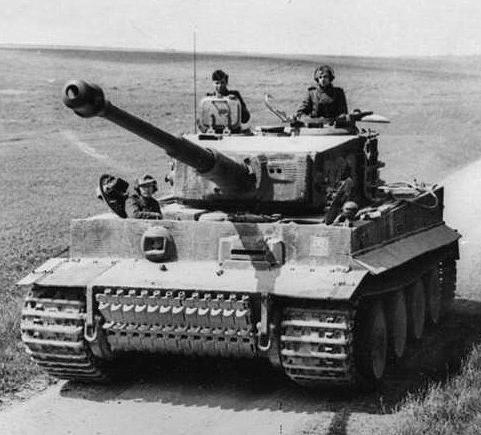 Tiger 1 bija vācu smagais... Autors: Andris Šķēle Tiger 1