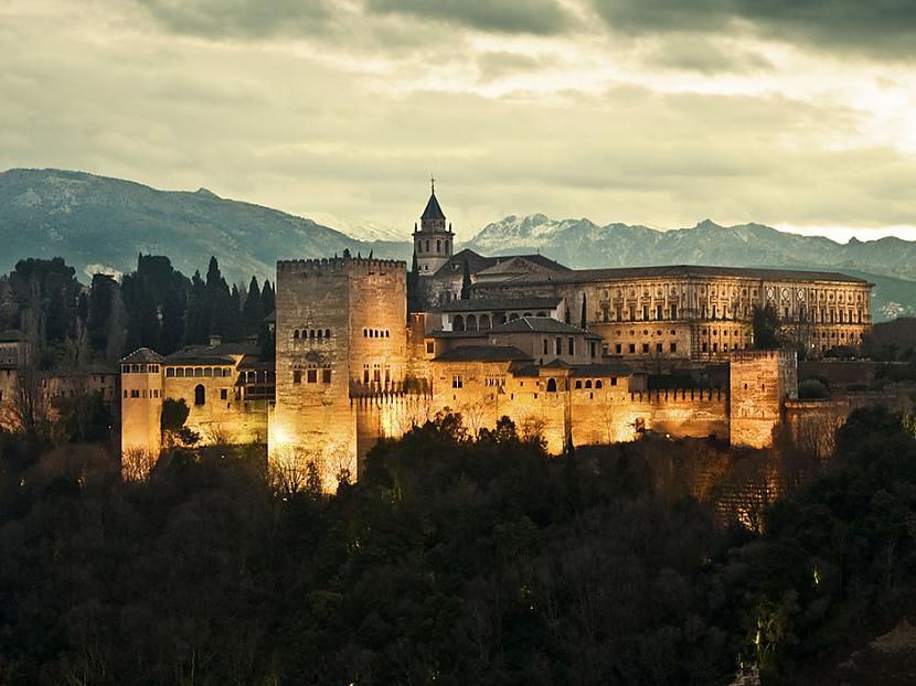 Alhambra Andalūzija Spānija Autors: sfinksa Aizraujoši tūrisma objekti pasaulē