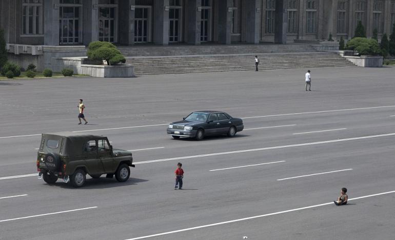 Bērni uz ielām ir ļoti... Autors: zeminem 28 bildes, kas nedrīkstēja nonākt ārpus Ziemeļkorejas.
