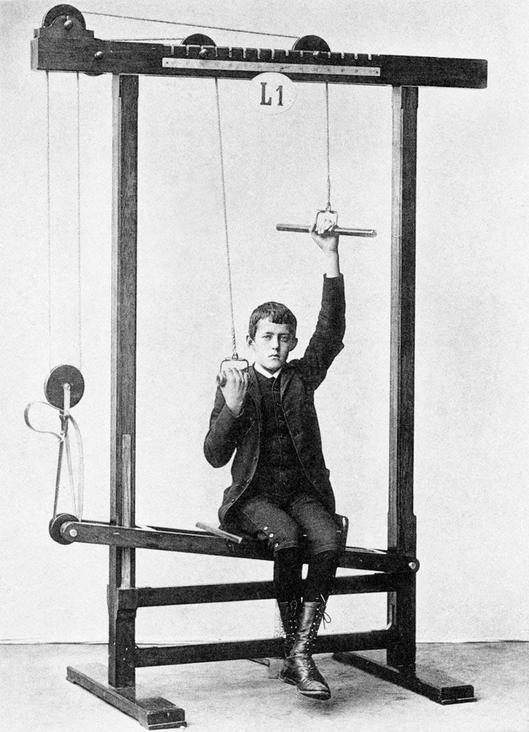  Autors: Lestets Uz sporta zāli 1892. gadā!