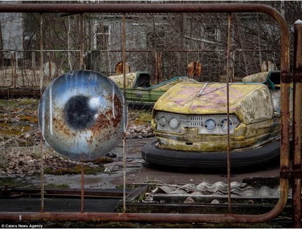 Atliekas no bērnu izklaižu... Autors: DaceYo Pēc 30 gadiem - bildes no Černobiļas
