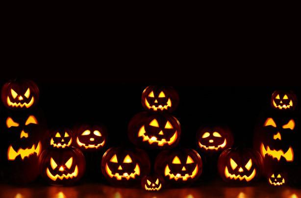 Helovīn dienas tradīcija kaut... Autors: DustySpringfield Patiesība par Visu Svēto dienu jeb Helovīnu.