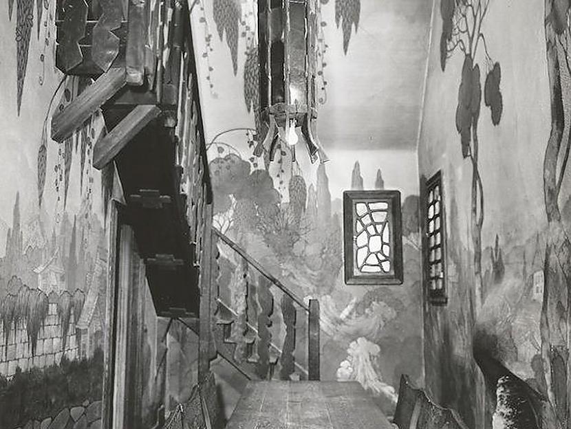  Autors: DustySpringfield No Helovīniem cienīgas "Raganas mājas" līdz pasaku namiņam dzīvošanai.