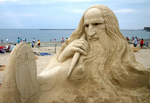  Autors: Jangbi Skulptūras no smiltīm.