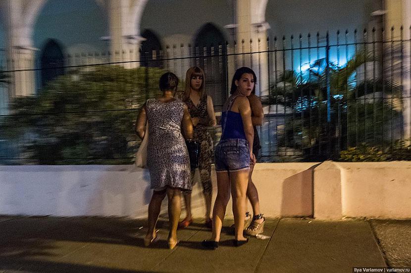  Autors: matilde Sekstūrisms Kubā: Kāda ir ielasmeitu dzīve?