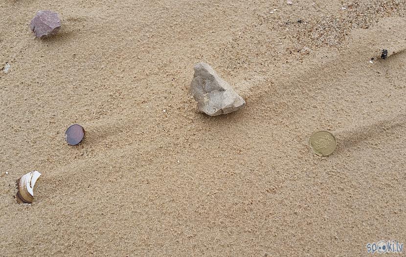  Autors: pyrathe Dažas pastaigas pa pludmali ar metāla detektoru (oktobris)