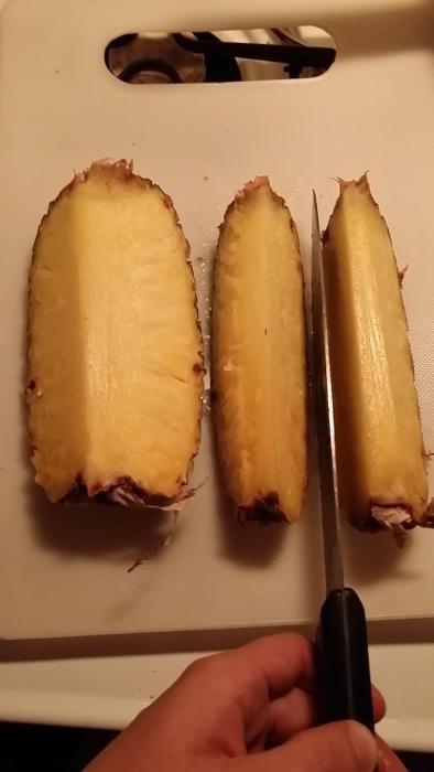  Autors: Jangbi Kā ātri un skaisti sagriezt ananasu