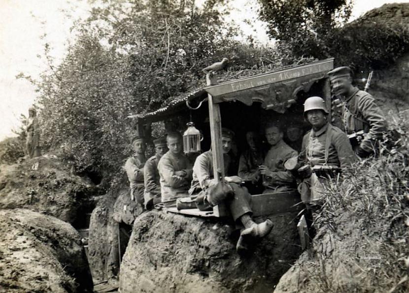 Vācu rezervisti nelielā... Autors: Lestets Retas bildes no 1. pasaules kara ierakumiem