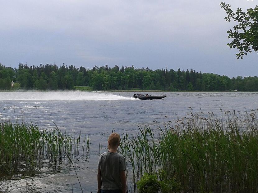Kļūsti par fotogrāfu vai... Autors: slim shadyy 12 lietas, ko darīt, kad laukā ir auksti (2)